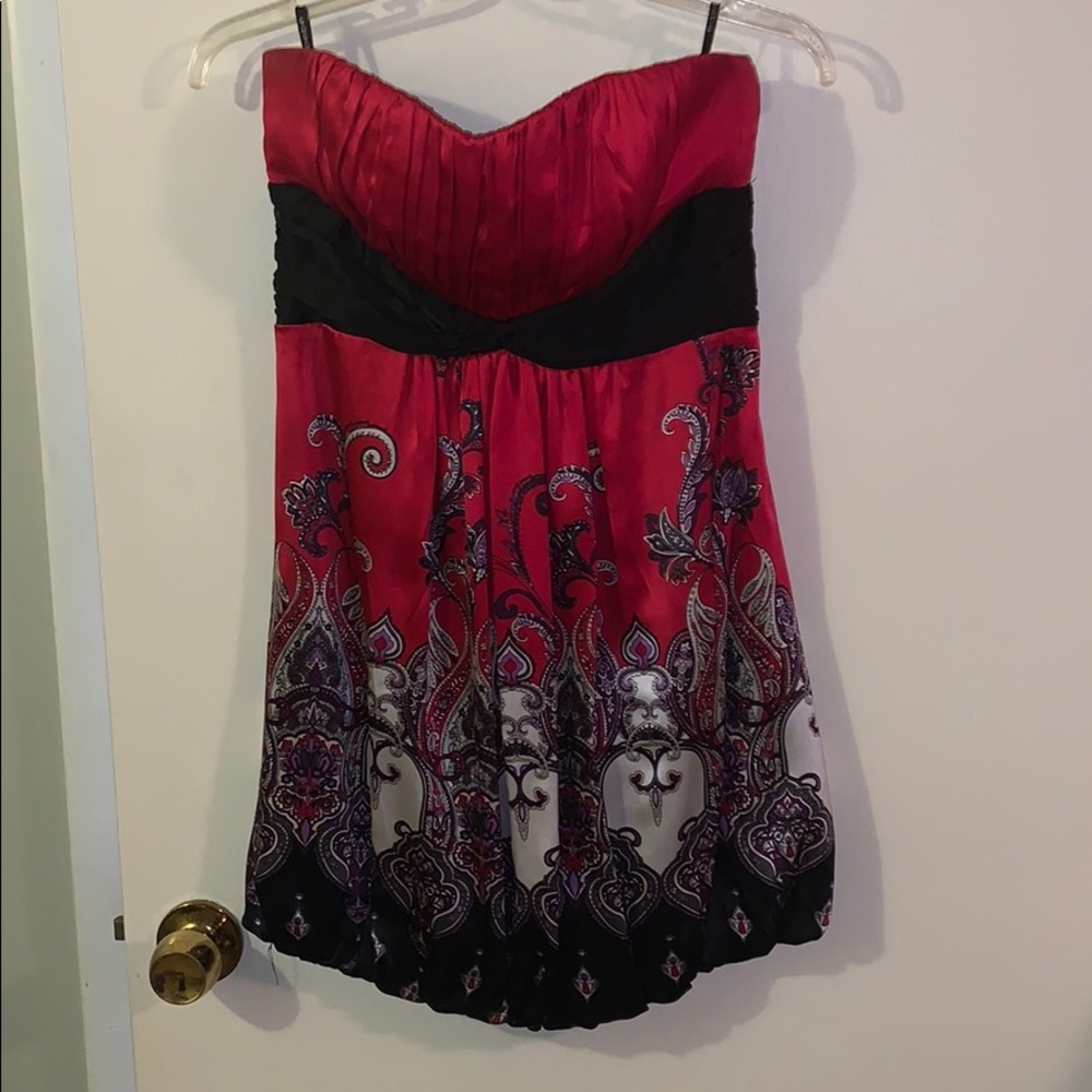 Strapless dress